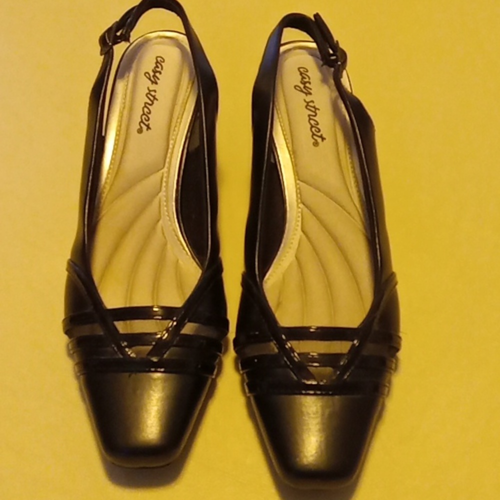 Easy street slingbacks